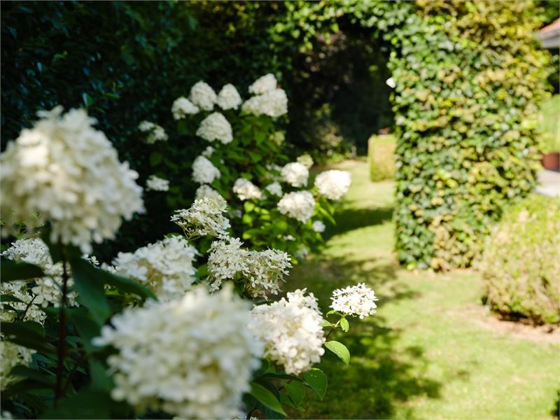 Tijdsloze villa in één van de mooiste villawijken van Roeselare 