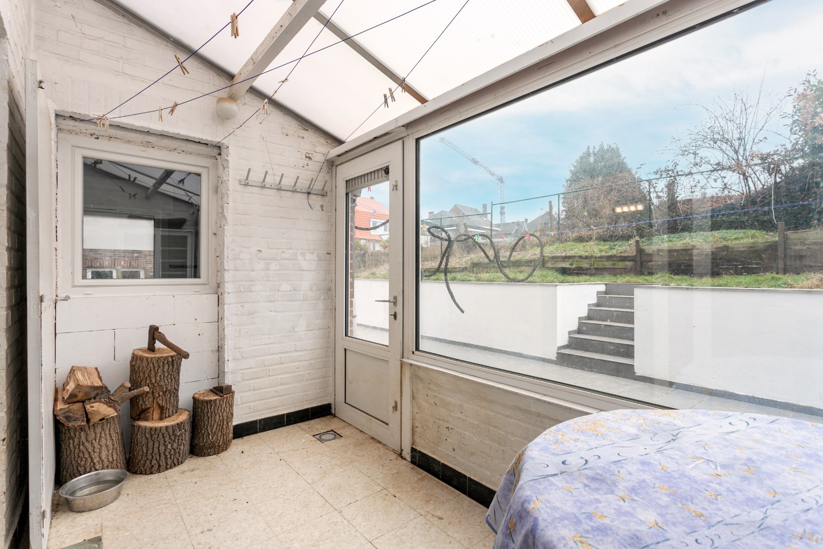 Solide woning met 3 slpks, tuin en garage te Buizingen 