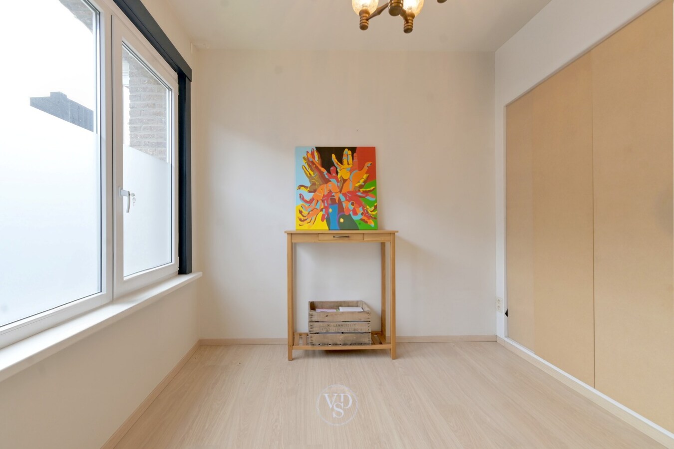 Exceptioneel ruim appartement in centrum Gavere. 