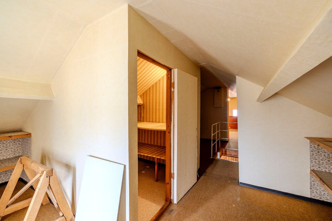 Ruime gezinswoning met 4 slpks op 568 m² 