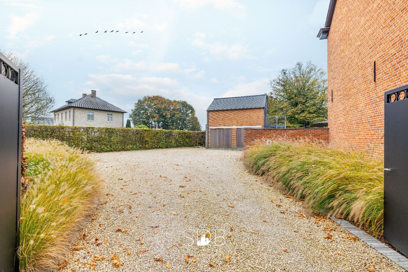 Prachtige woning met paardenfaciliteiten op 11.703m² 