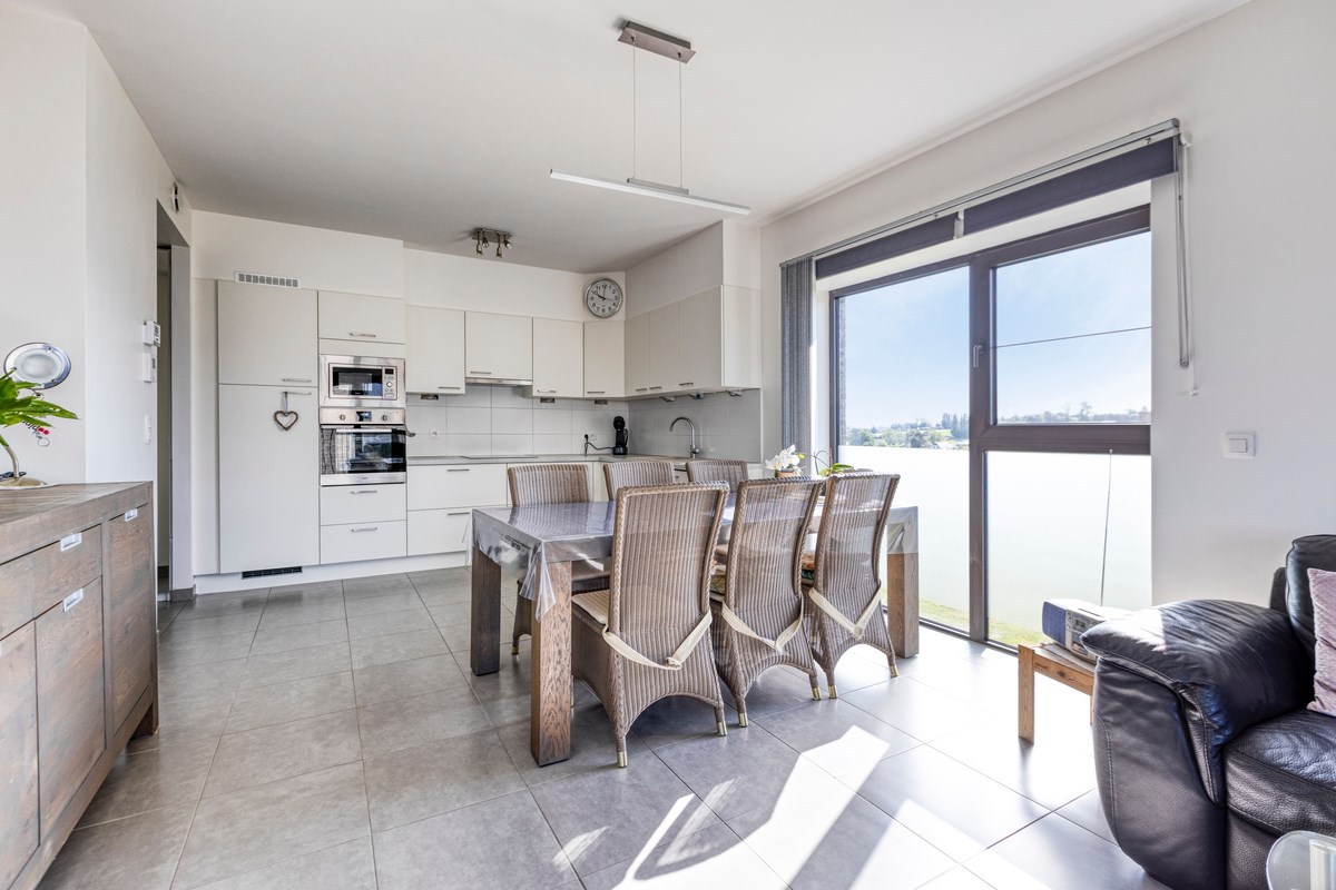 Instapklaar appartement, aangename omgeving randstad Tongeren 