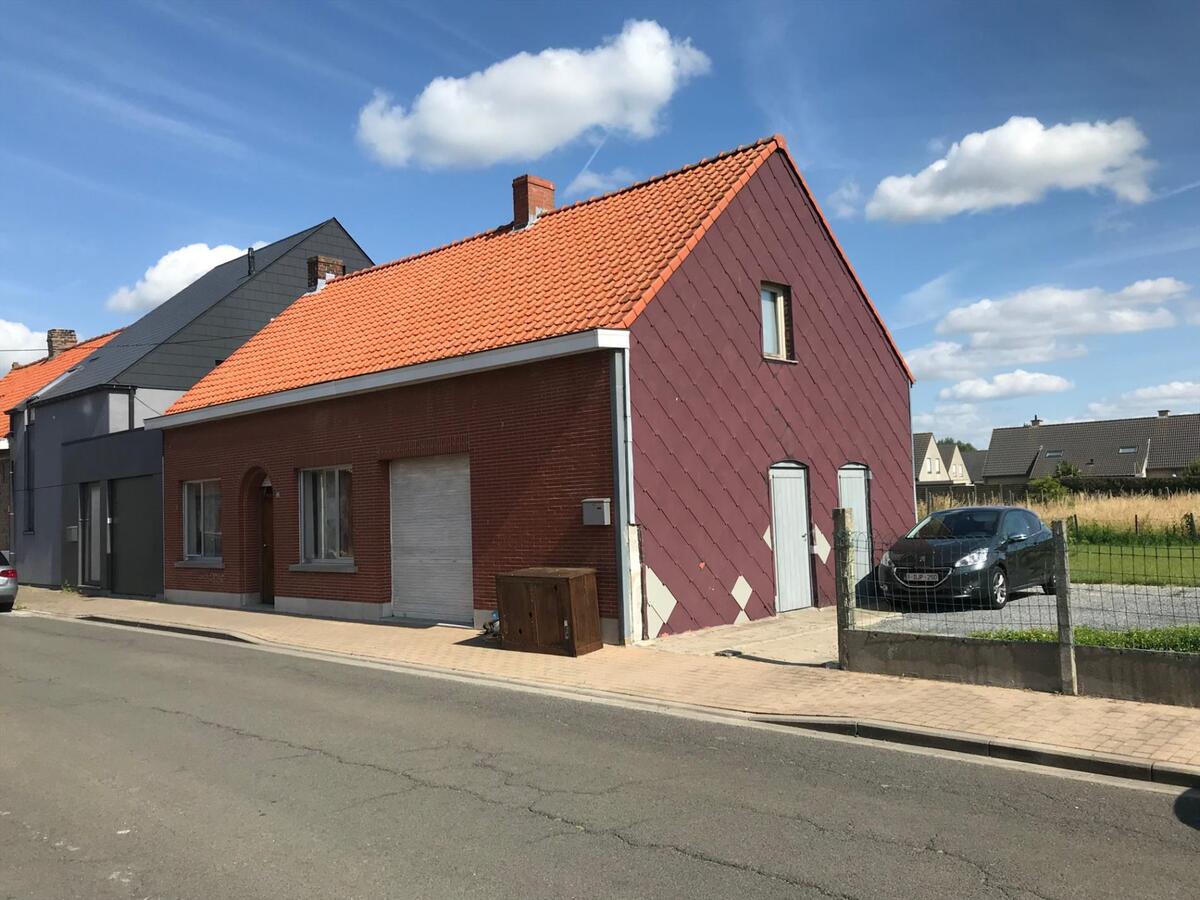 Woning met 3 slaapkamers op 1875m² 