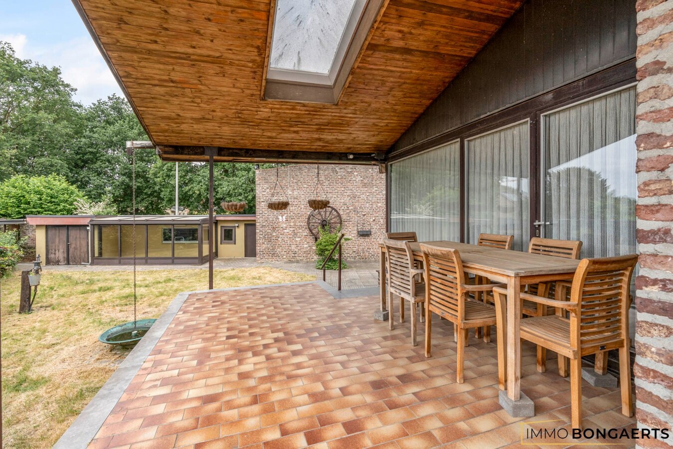 Ruime woning met vier slaapkamers 