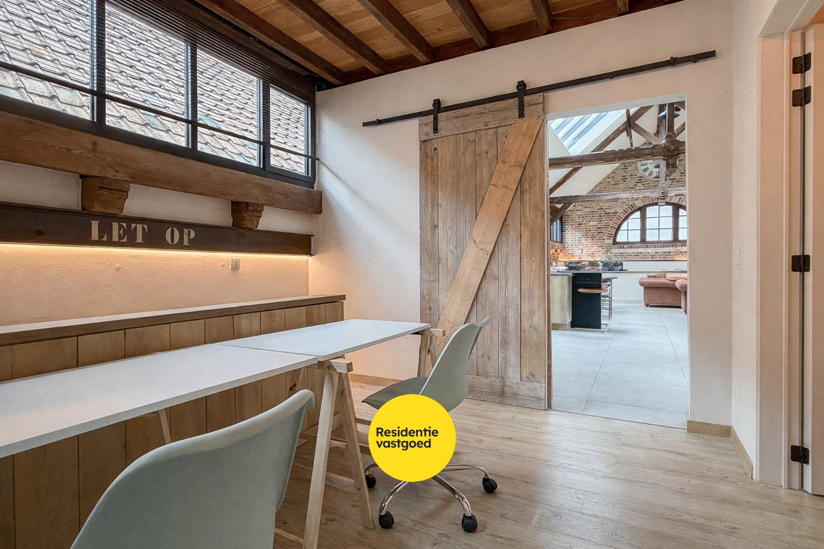 Unieke woning in voormalige borstelfabriek - karakter en comfort in perfecte harmonie! 