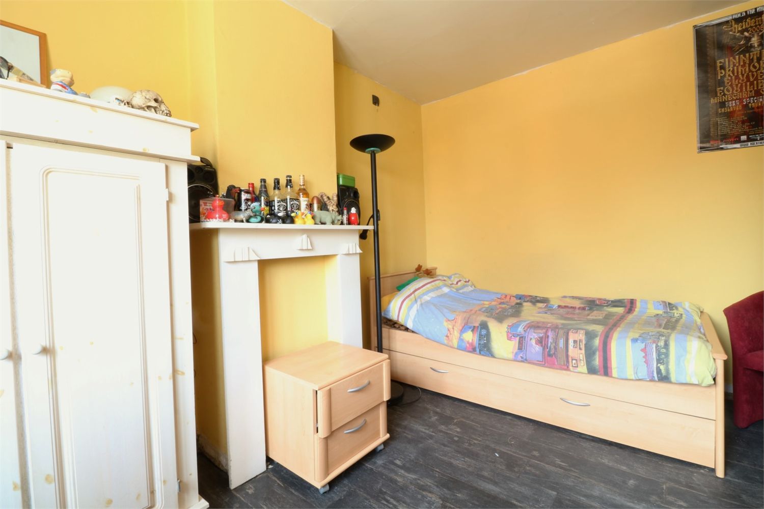 Te renoveren woning met veel mogelijkheden 