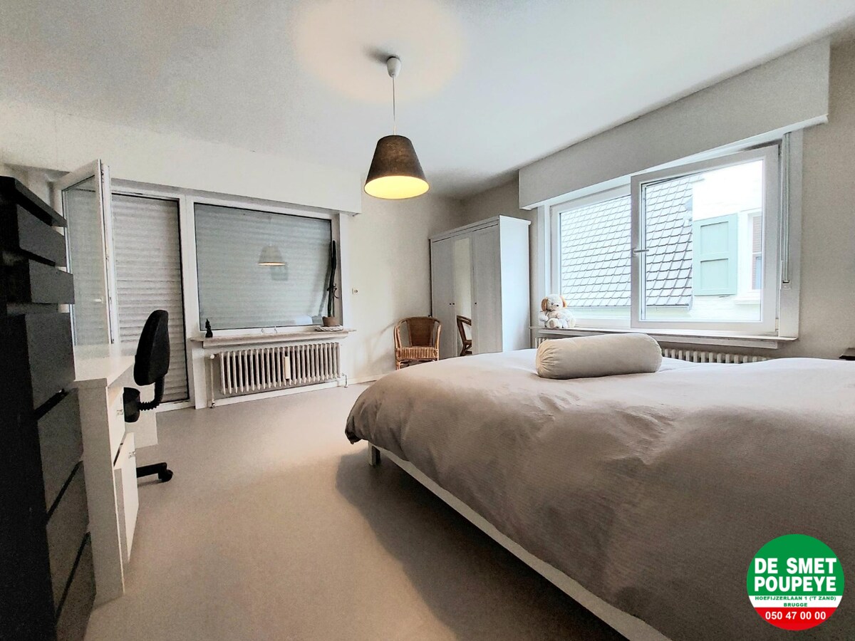 Alleenstaande villa op mooi perceel grond 