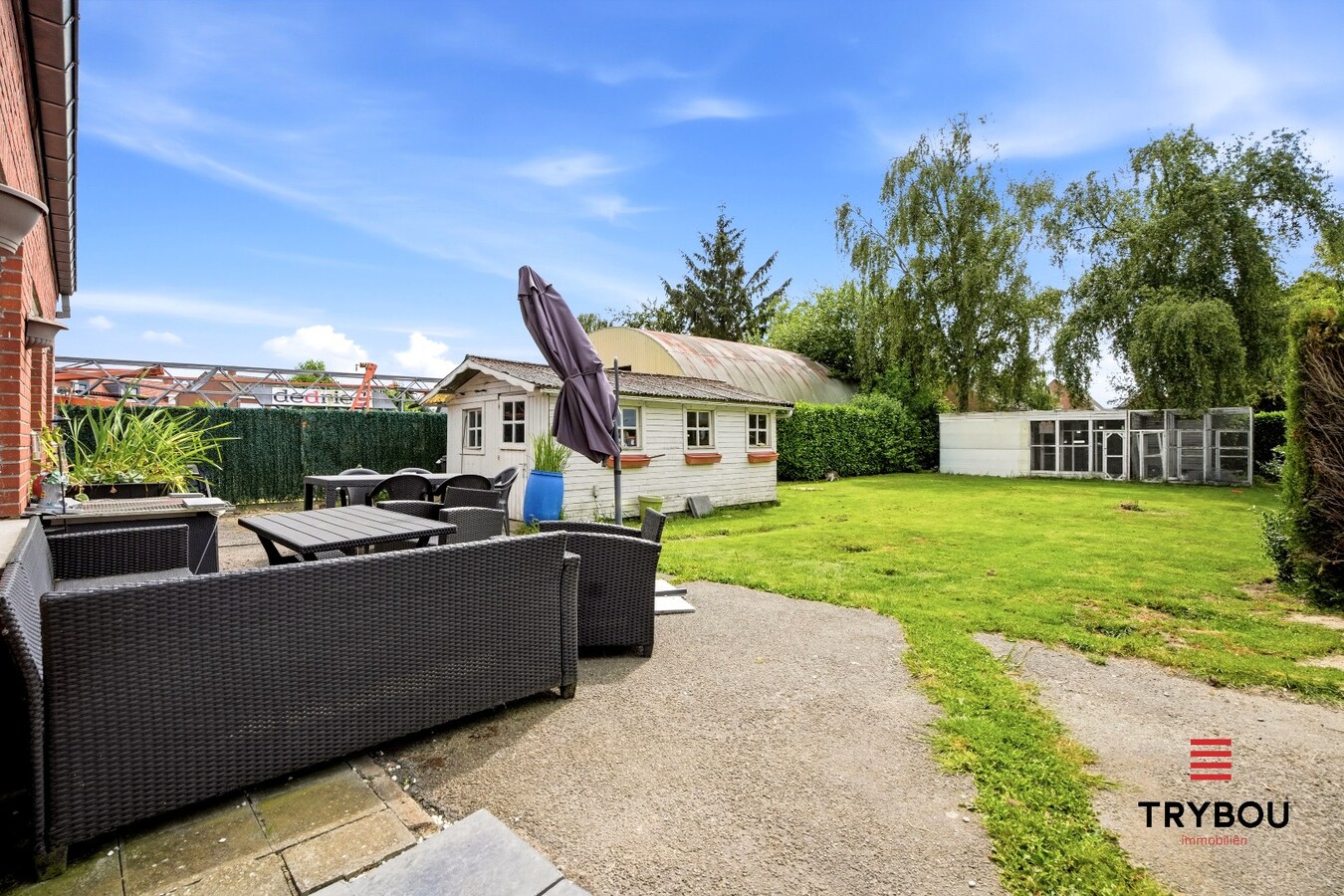 Rustig gelegen woning met 3 slaapkamers, garage en zolder in Houthulst 