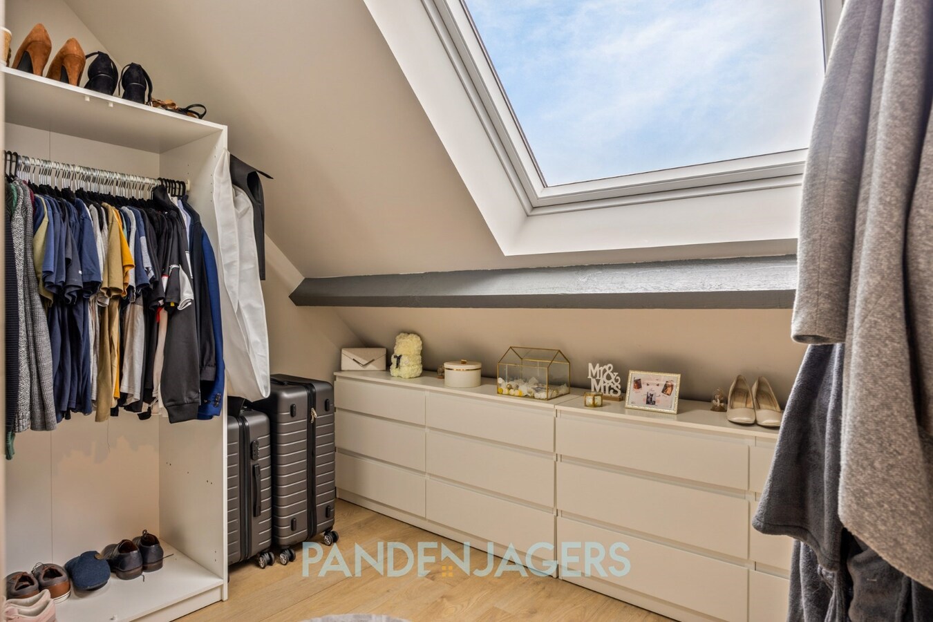 Volledig gerenoveerde woning met 3 slpks te Duffel 