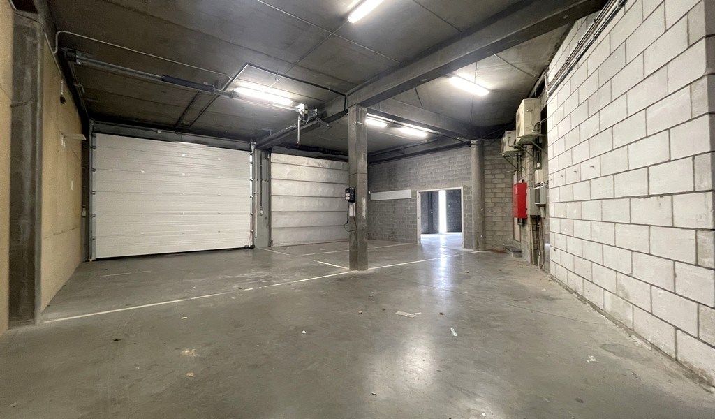 Kantoren met mogelijkheid tot opslag te huur in Antwerpen
