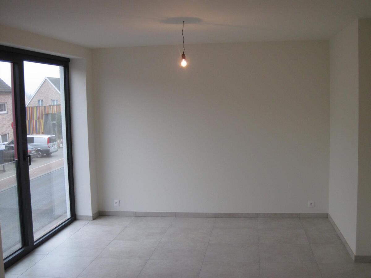 Nieuw appartement !    Kleine residentie met een sterke architectuur. 