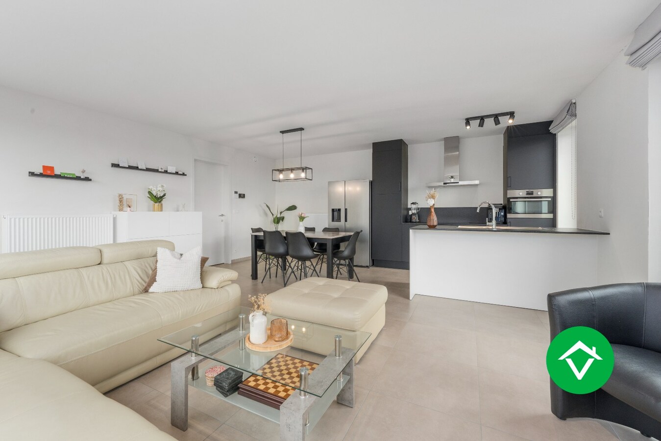 Recent topappartement (2023) met 2 slaapkamers én garage te Diksmuide 