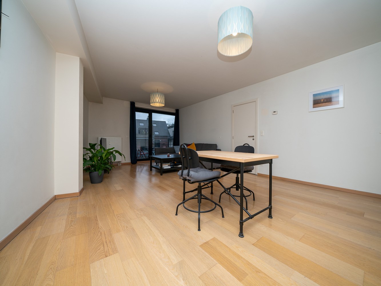 Recent 1-kamer appartement met terras, staanplaats, kelder 