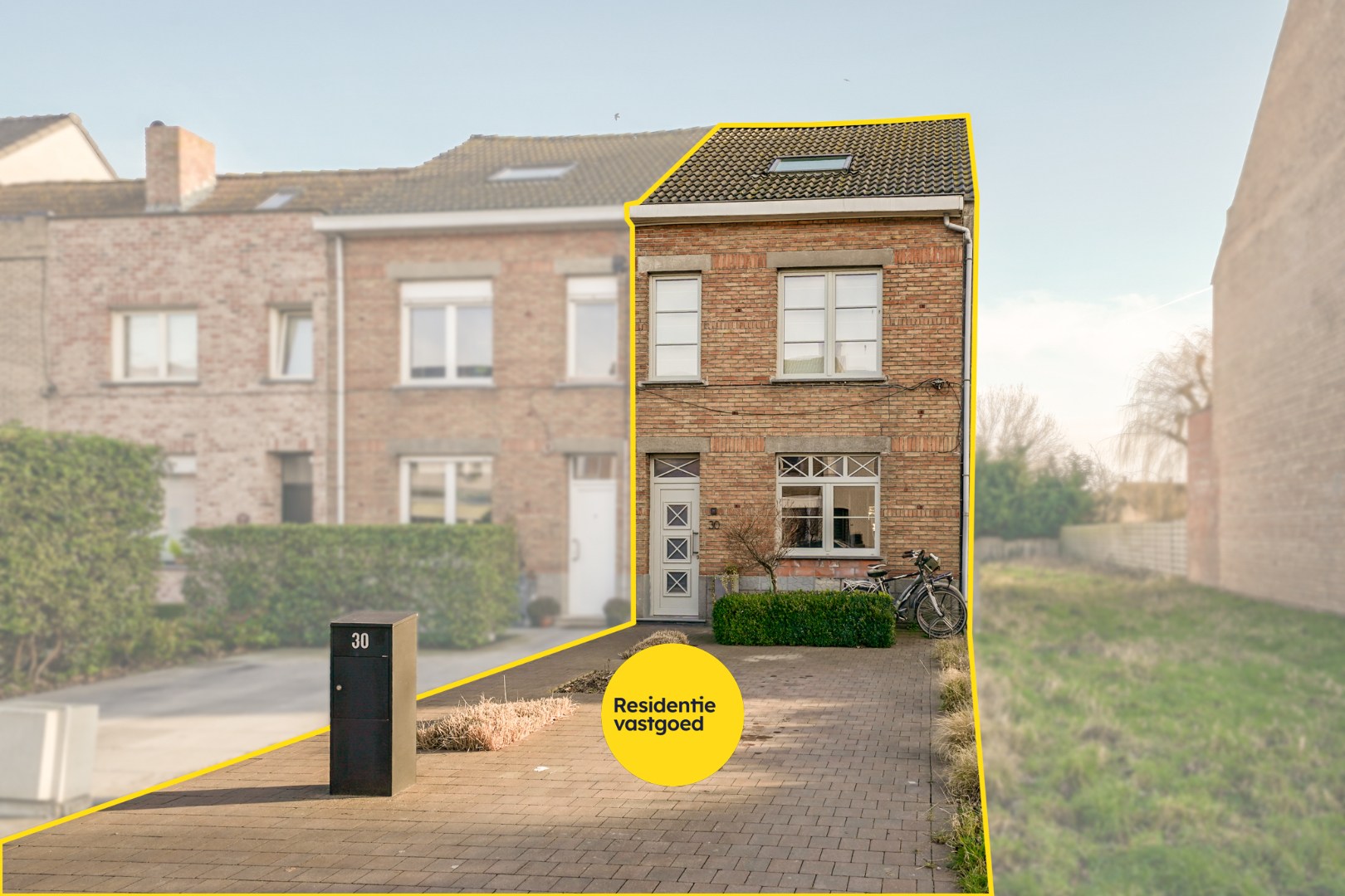 Instapklare gezinswoning met 4 slaapkamers en zonnige tuin in Bredene 