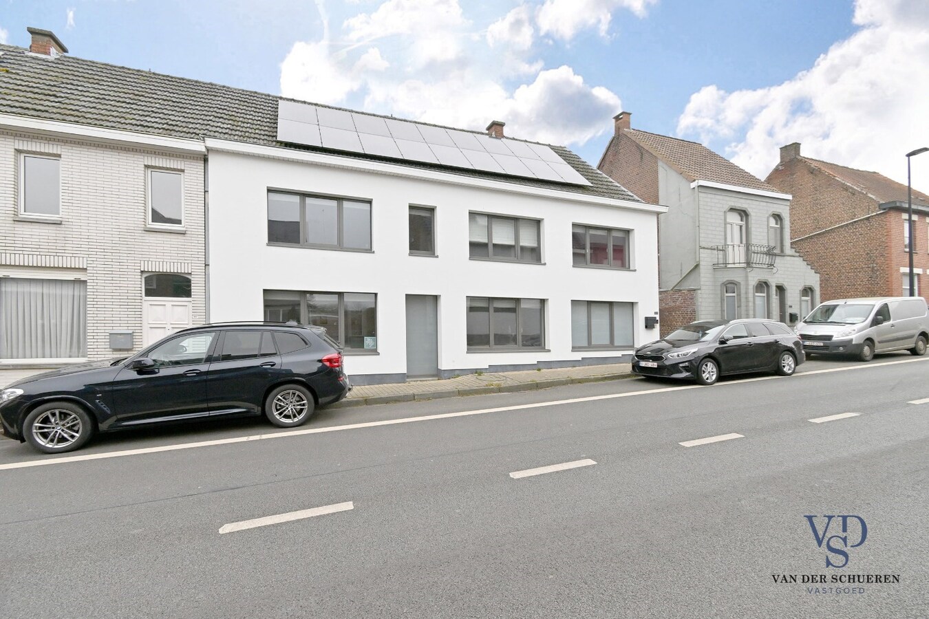 Bijzonder ruime, energiezuinige (EPC label B) gezinswoning 