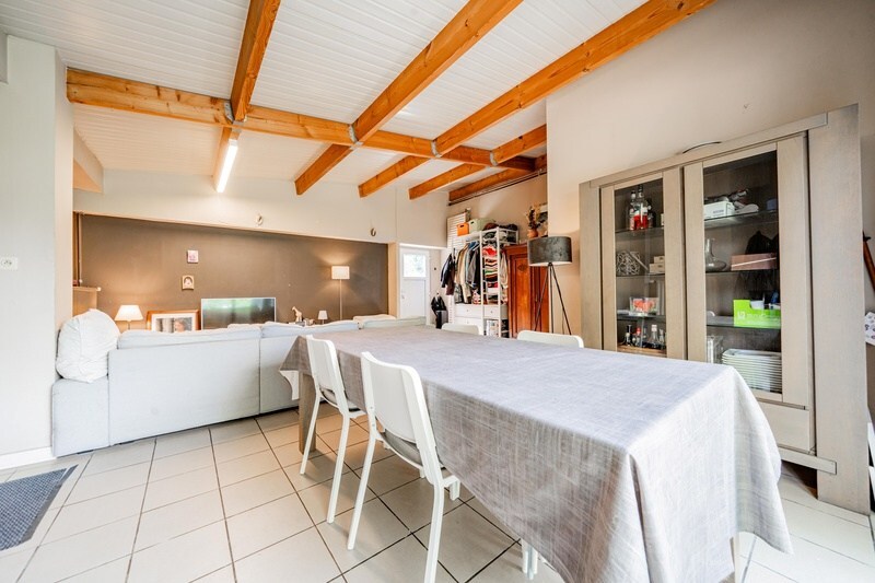 Aangenaam gezellig huis met met veel leefruimte 
