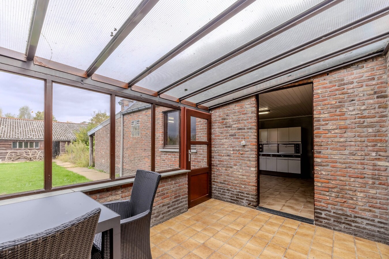 Landelijk gelegen woning met weiland op 90a 35ca 