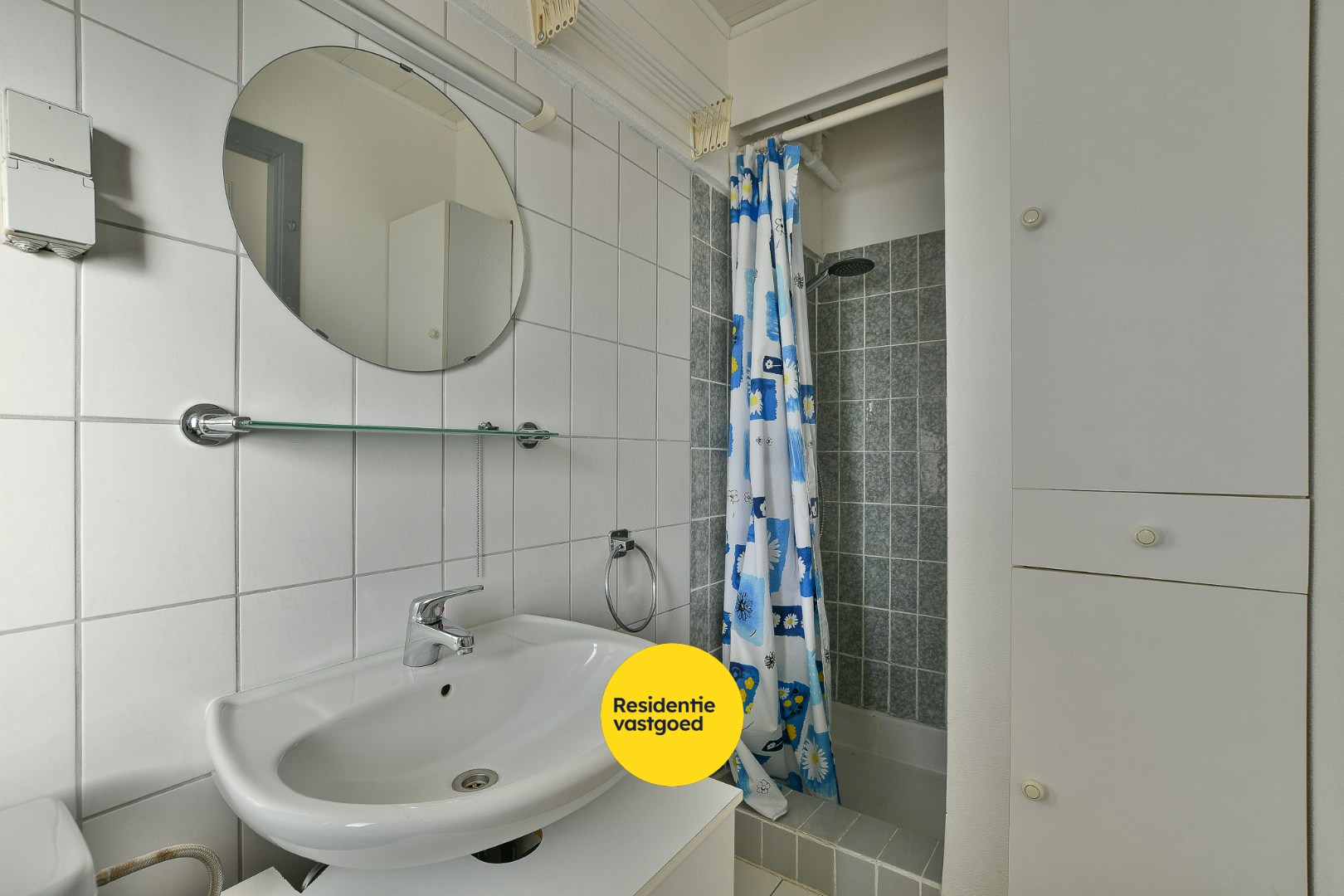 Eénslaapkamerappartement met terras, vlakbij strand en zee! 