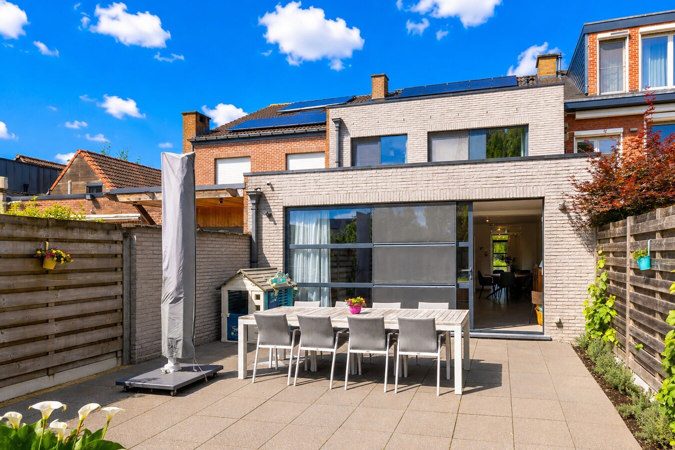 Instapklare, energiezuinige woning - 4 slpks - tuin - zwembad 