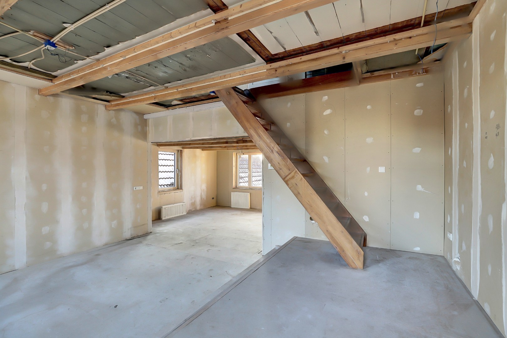 Drive-in woning te koop in Berltsum