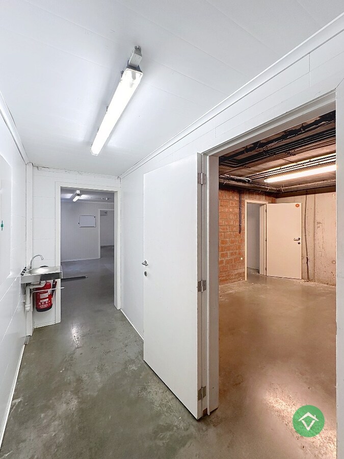 Combinatie wonen &amp; werken: horecazaak met woonst in Eernegem 