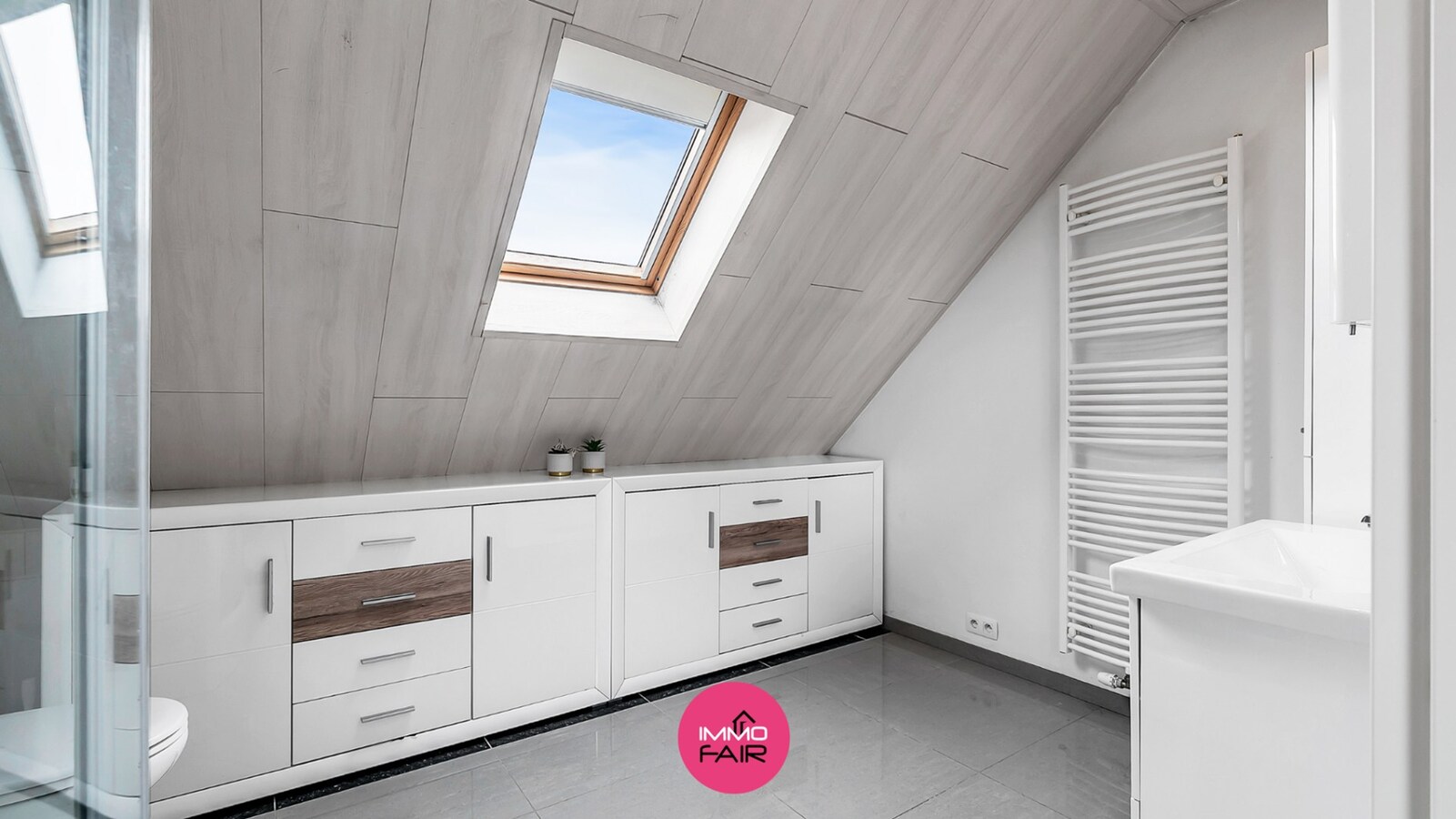 Instapklaar duplex appartement op slechts 5 minuutjes van Maastricht 