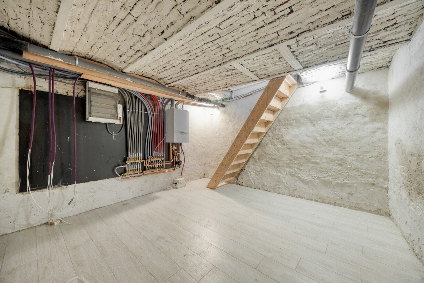 Prachtig volledig gerenoveerde woning met tuin en 3 slaapkamers in Tienen 
