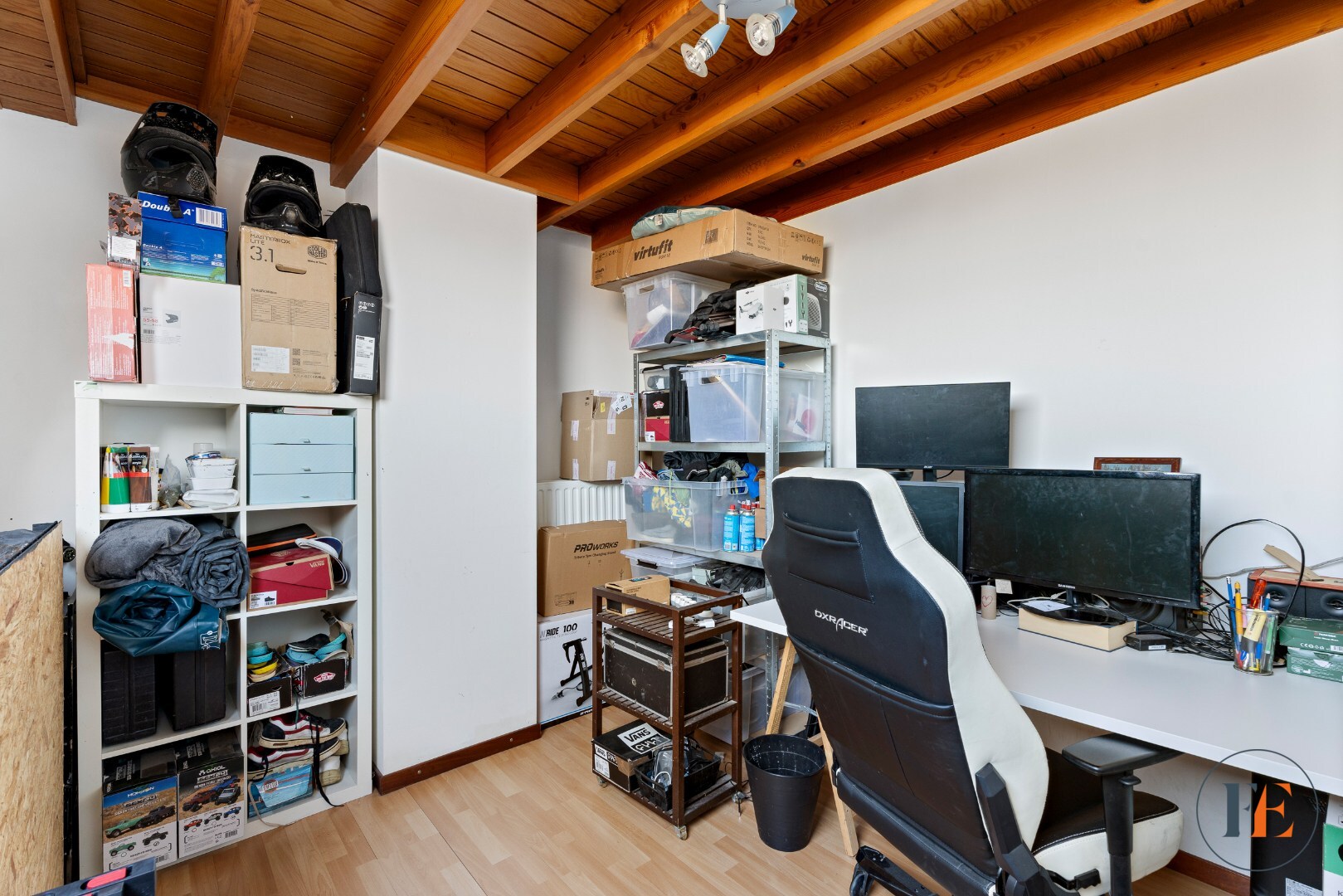 Knusse starterswoning met zicht op het water 