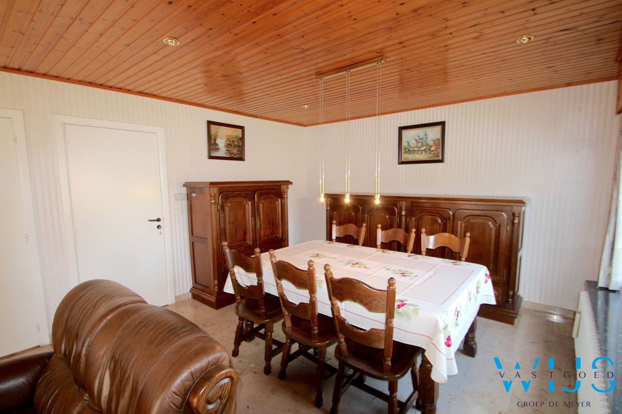 Zeer rustig gelegen bungalow te ERTVELDE 