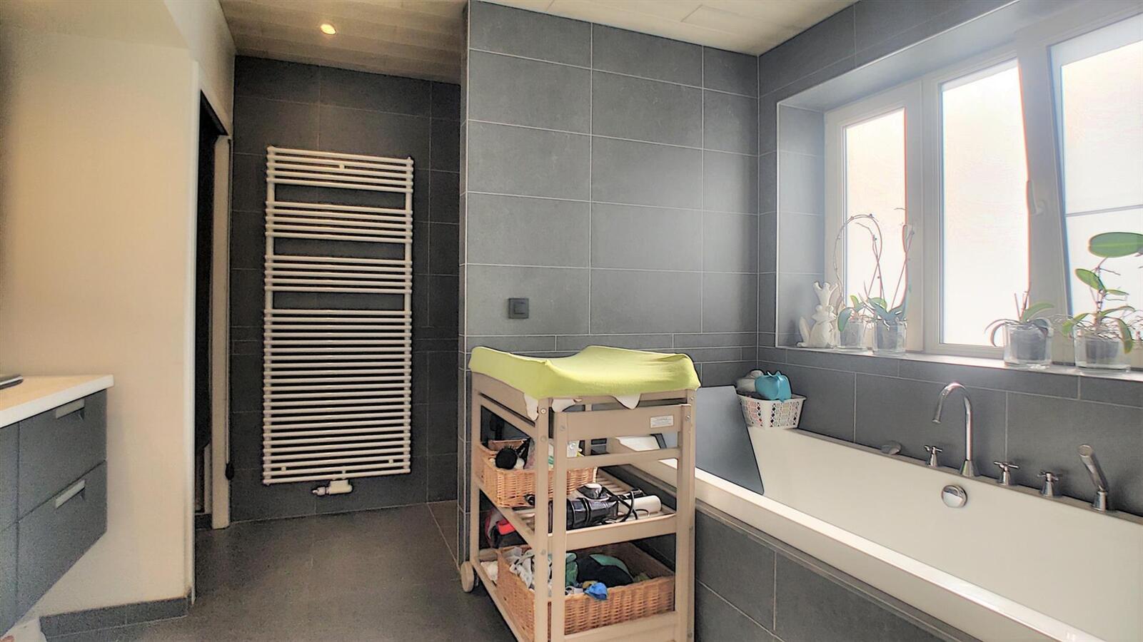 Magnifieke gezinswoning met knap terras en grote garage - Zeebrugge 