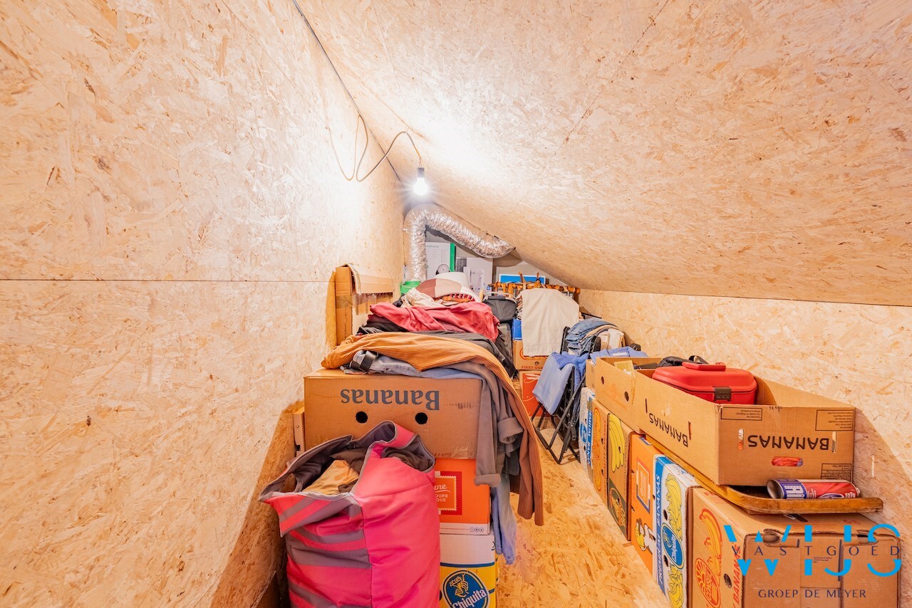 Interessant &amp; ruim duplex appartement te Ertvelde 