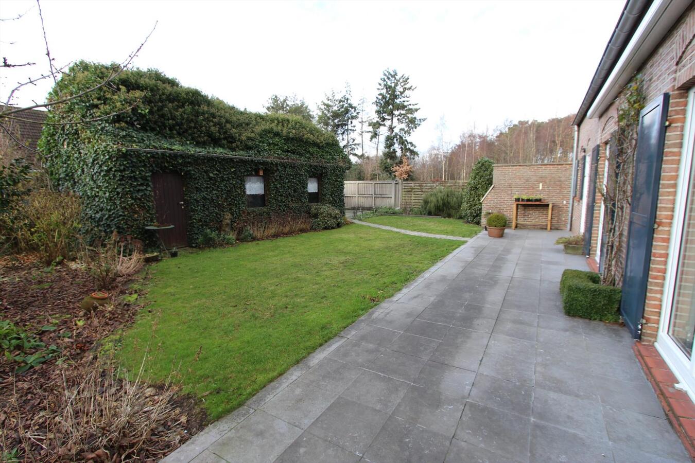 Alleenstaande woning met 4 slaapkamers te Ichtegem 