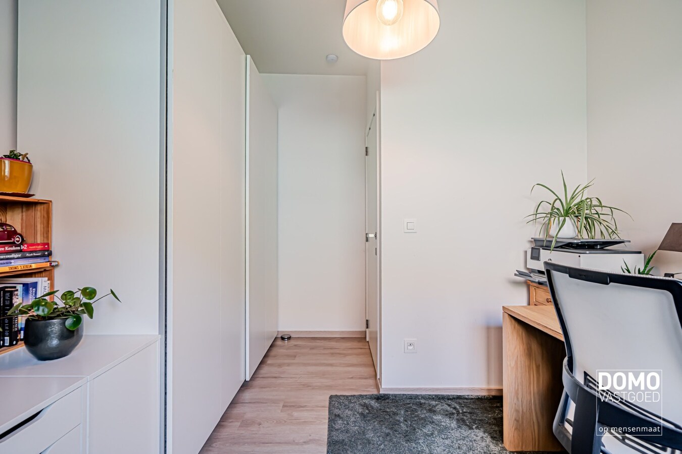 INSTAPKLARE GEZINSWONING MET 3 SLAAPKAMERS, EPC-LABEL A EN ZONNIGE TUIN IN KERMT 