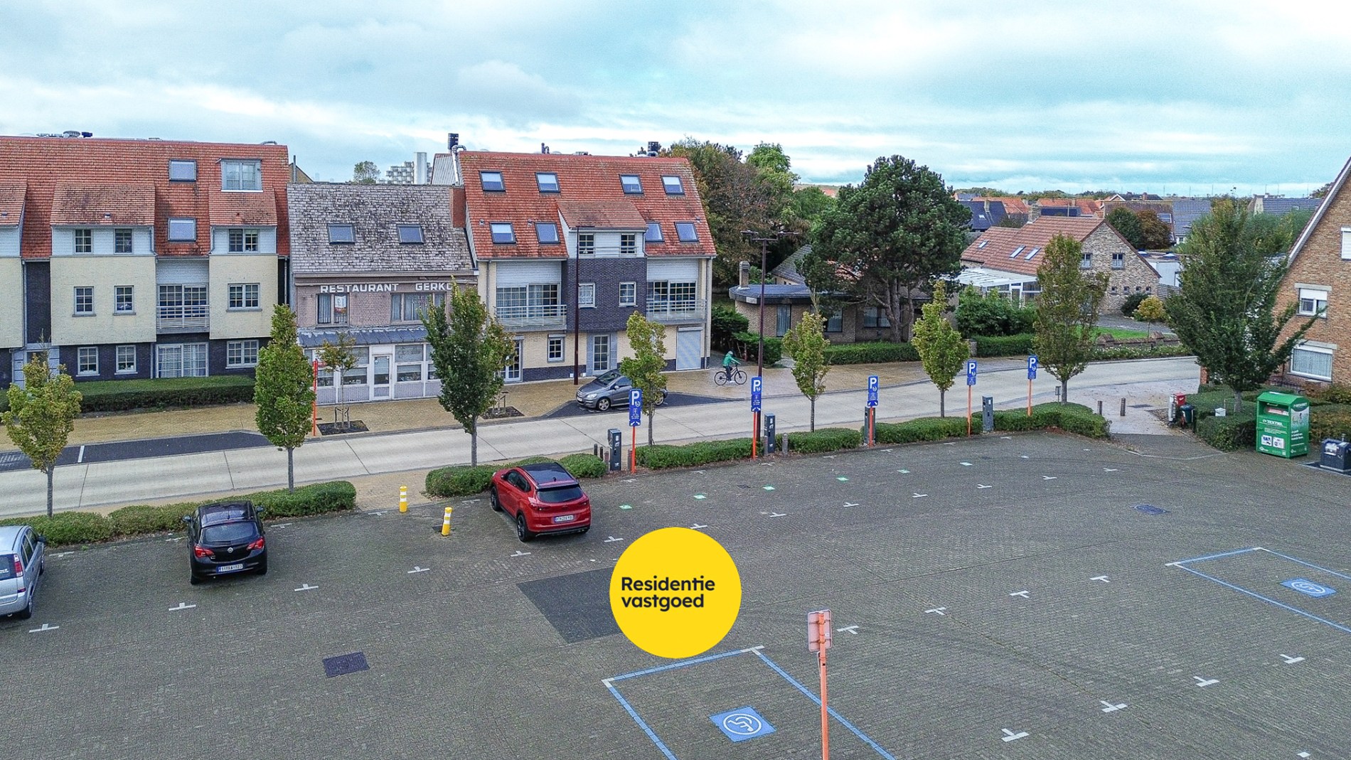 Modern gelijkvloers appartement met 2 slaapkamers– op slechts 500m van strand en zee! 