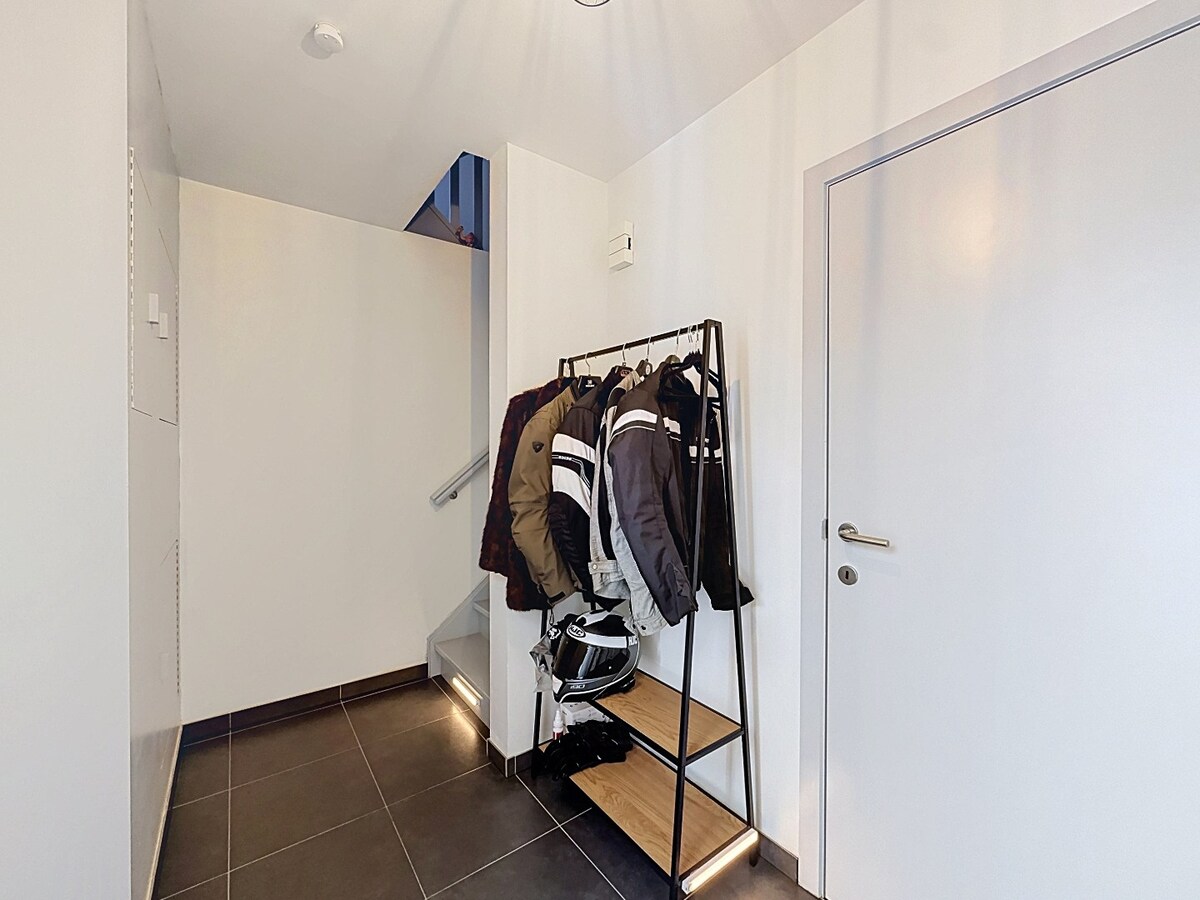 Recente woning met ruime tuin op wandelafstand van het centrum! 