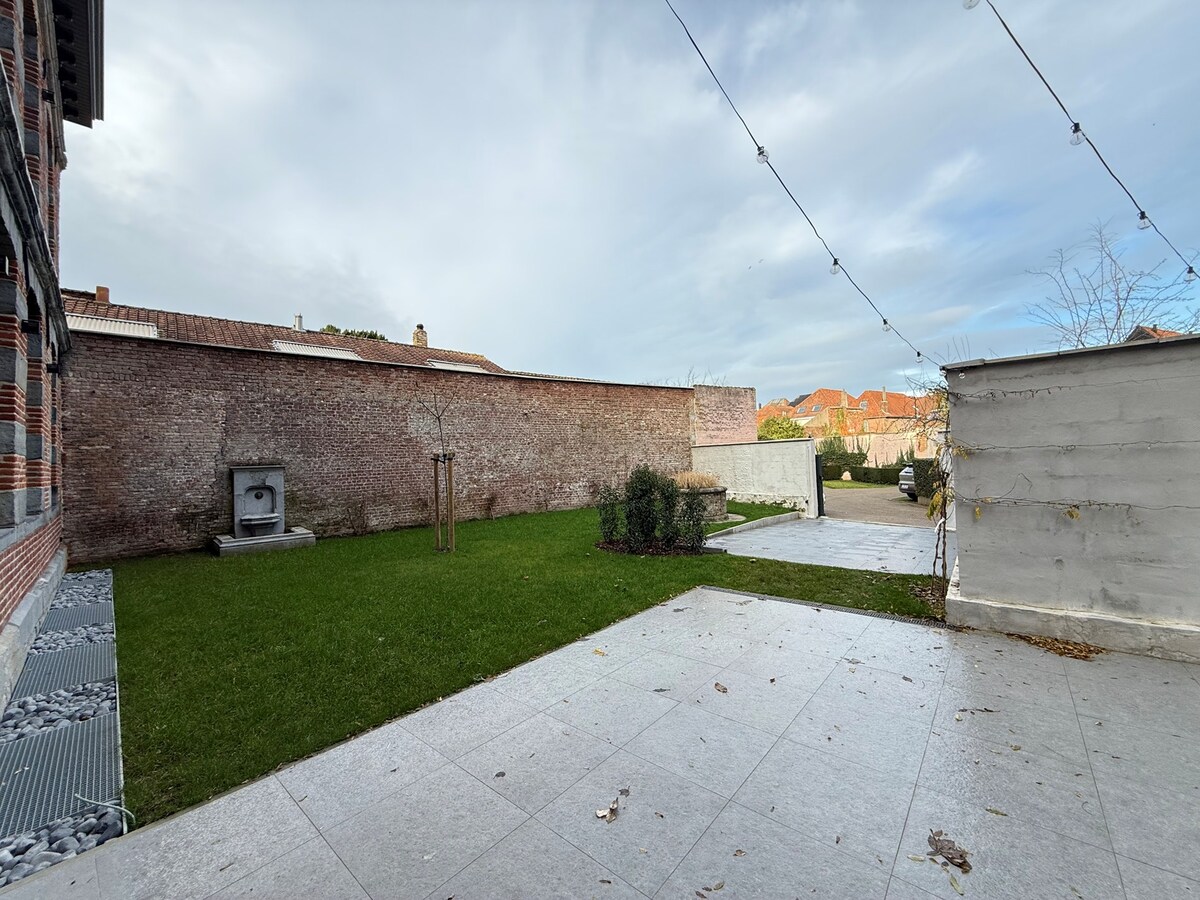 Duplex au charme d'une petite maison en plein coeur de Tournai ! 