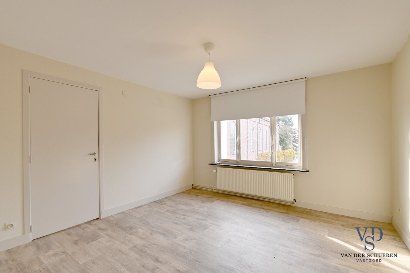 Te renoveren woning in centrum Balegem. 