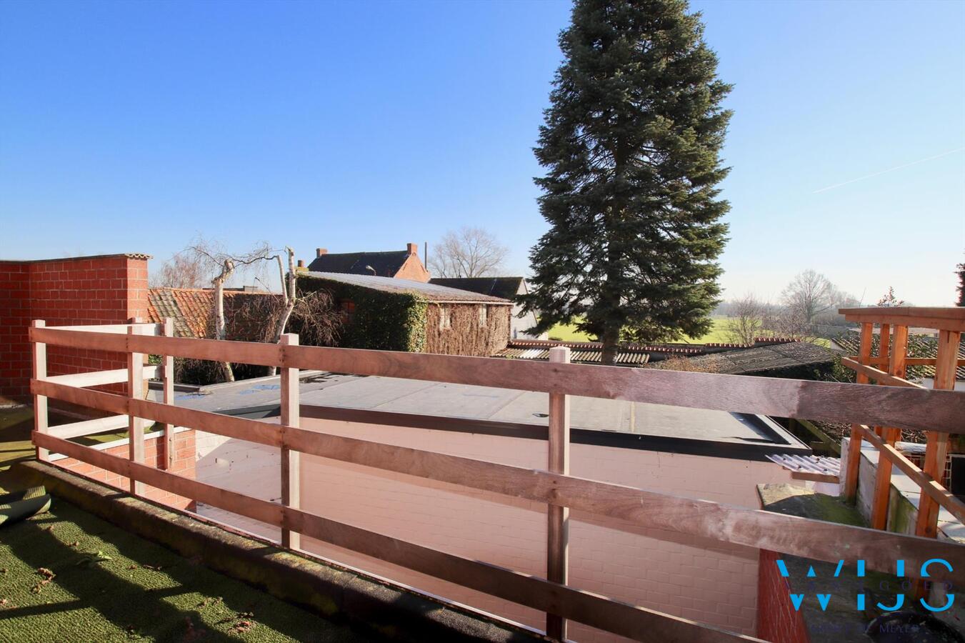 Woning met 2 entiteiten (MOGELIJKHEDEN) en garage in centrum ASSENEDE! 