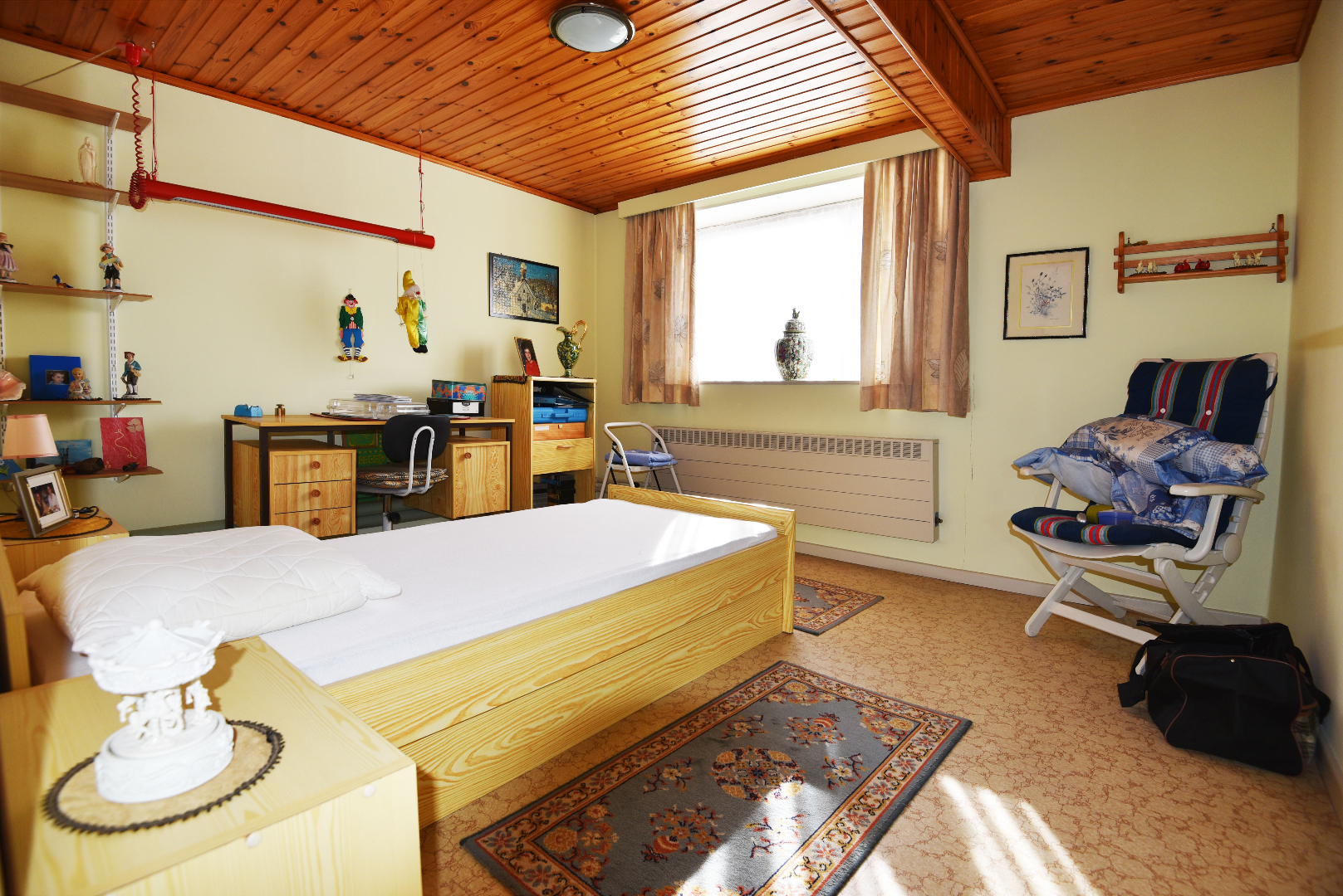 Te renoveren woning op 431m²  te centrum Waarschoot 