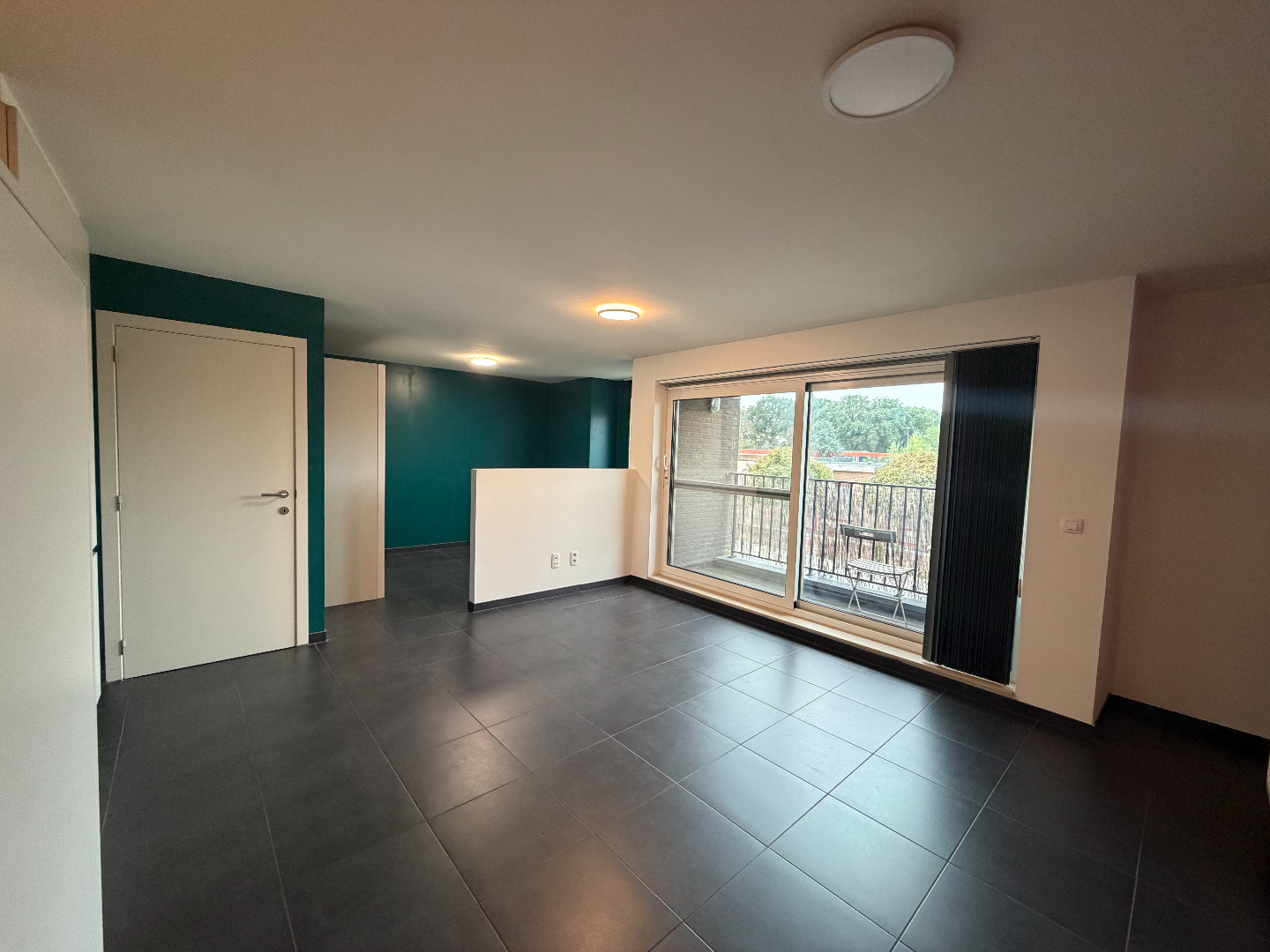 Gezellige studio met autostaanplaats nabij centrum Geel te huur 