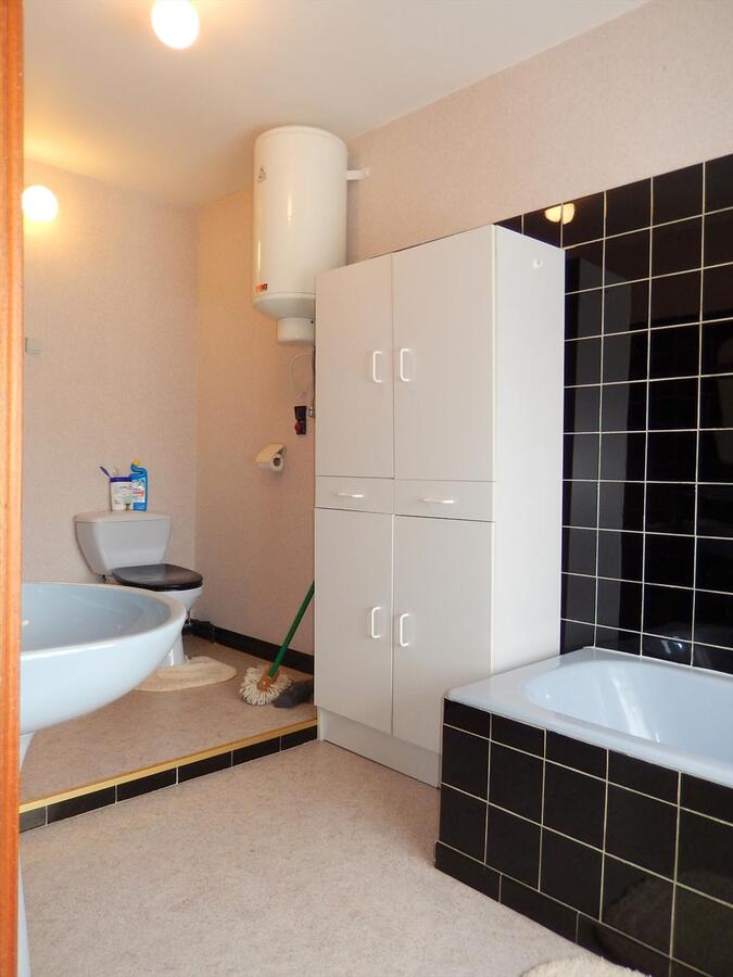 Ruime woning met veel potentieel 