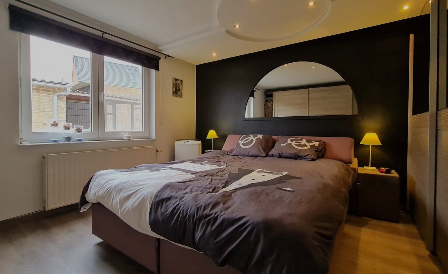 Gelijkvloers instapklaar appartement met terras en garage 