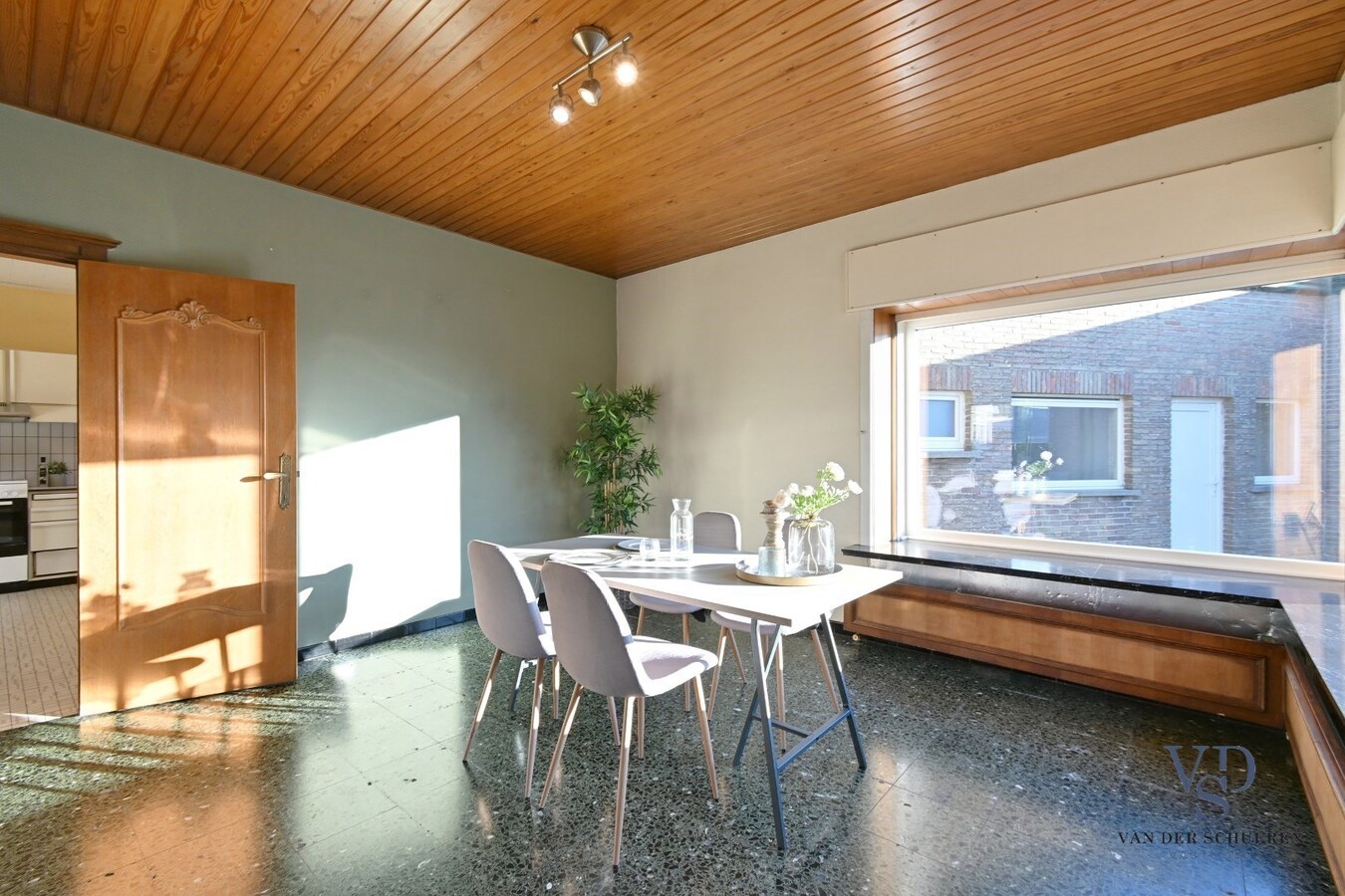 Wonen én werken op gunstige locatie 