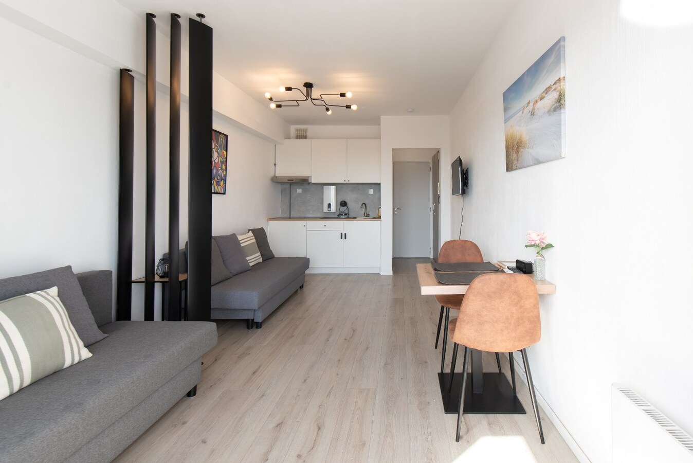 Top gerenoveerde studio Westende bad ! 