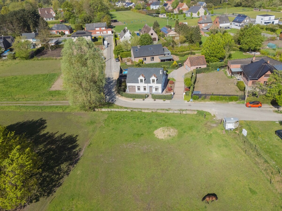 Charmante villa met drie slaapkamers en bijzonder rustige ligging (EPC B) 
