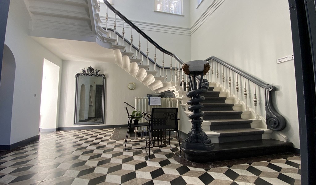 Kantoren met zicht op water in gerenoveerde kantoorvilla te huur in Gent