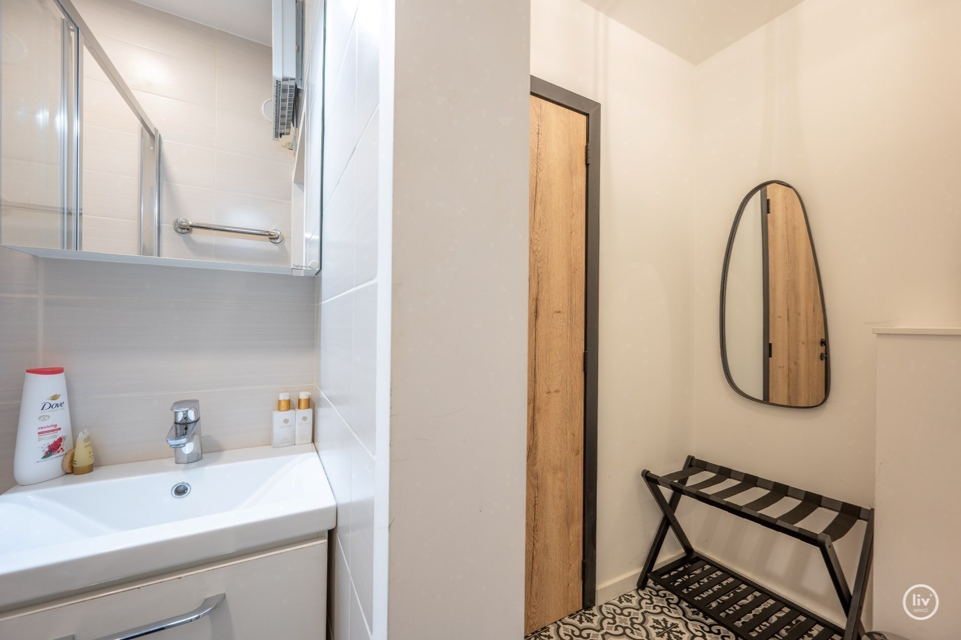 Maison authentiquement rénovée avec jardin orienté sud-ouest. 