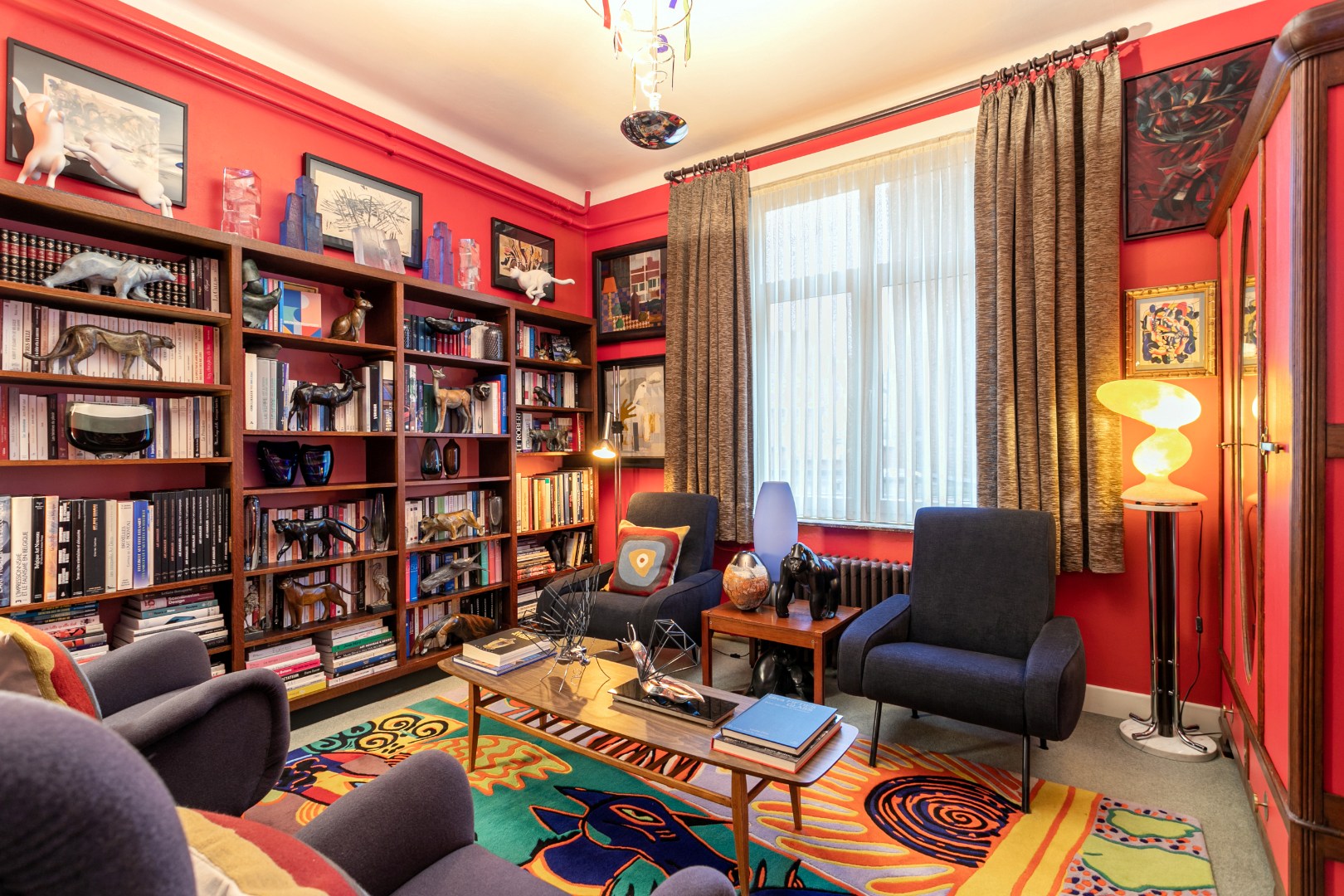 Karaktervol appartement met 2-3 slpk nabij het Brugmannplein. 