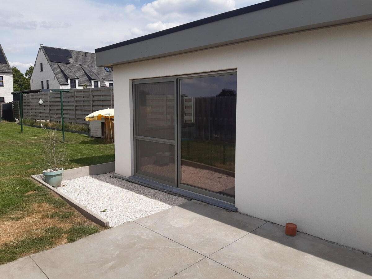 Praktische gezinswoning met leuke tuin. 