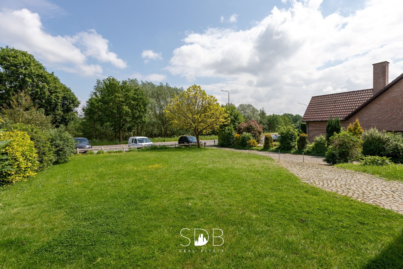 opbrengsteigendom, appartementsgebouw Geraardsbergen
